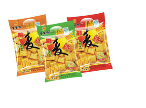 �������b